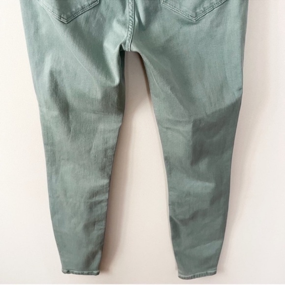 Vineyard Vines Jamie High Rise Jeans Garment Dyed Sea Clay Green Size 26 - Picture 7 of 9